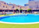 Revente - Duplex -
TORREVIEJA - El limonar