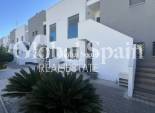 Revente - APPARTEMENT -
LA ZENIA - Costa Blanca