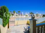 Revente - MAISON -
ORIHUELA COSTA - Las Filipinas