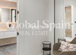 Resale - HOUSE -
TORRE DE LA HORADADA - Torre de La Horadada - Town