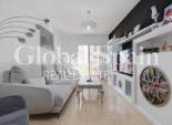 Wederverkoop - APPARTEMENT -
TORREVIEJA - Center