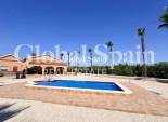 Wederverkoop - HUIS -
DOLORES - Costa Blanca