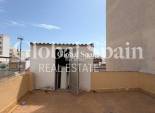 Wederverkoop - APPARTEMENT -
TORREVIEJA - Center