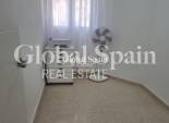 Resale - APARTMENT -
TORREVIEJA - Playa de los Locos