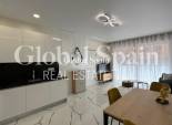 Venta - APARTAMENTO -
TORREVIEJA - Estacion de autobuses