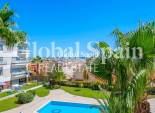 Resale - Apartment -
ORIHUELA COSTA - VILLAMARTÍN