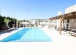 Resale - VILLA -
ALGORFA - Inland