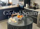 Wiederverkauf - WOHNUNG -
TORREVIEJA - Playa del Cura