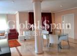 Venta - Casa -
Albir - center