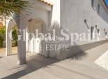 Wiederverkauf - VILLA -
LOS BALCONES - LOS ALTOS - Costa Blanca