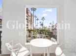 Resale - APARTMENT -
TORREVIEJA - Puerto