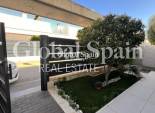 Wiederverkauf - VILLA -
ORIHUELA COSTA - Lomas de Cabo Roig