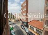 Venta - APARTAMENTO -
TORREVIEJA - Centro