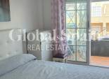 Wiederverkauf - WOHNUNG -
ORIHUELA COSTA - Los Almendros-la Florida