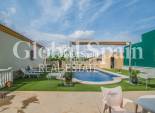 Resale - VILLA -
ORIHUELA - La Matanza