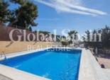 Odsprzedaż - WILLA  -
ELCHE - Costa Blanca