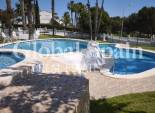 Wederverkoop - APPARTEMENT -
ORIHUELA COSTA - Villamartin