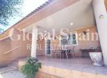 Wederverkoop - VILLA -
TORREVIEJA - Aguas Nuevas