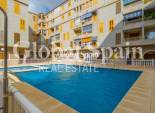 Wederverkoop - APPARTEMENT -
TORREVIEJA - Acequion