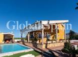 Wiederverkauf - VILLA -
ORIHUELA - Orihuela Ciudad