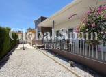 Wederverkoop - VILLA -
CIUDAD QUESADA
