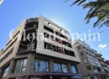 Resale - APARTMENT -
TORREVIEJA - Centro - Muelle Pesquero