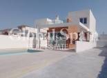 Wederverkoop - Villa Penthouse -
TORREVIEJA - Aguas Nuevas