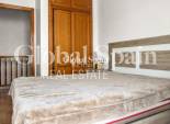 Odsprzedaż - DOM -
TORREVIEJA - 