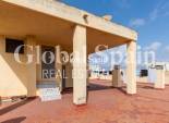 Wiederverkauf - Erdgeschoss -
TORREVIEJA - Centro
