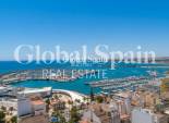 Venta - APARTAMENTO -
TORREVIEJA - Puerto Deportivo