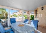 Resale - VILLA -
GUARDAMAR DEL SEGURA
