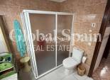 Wederverkoop - Herenhuis -
TORREVIEJA - Costa Blanca Sur