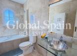 Wederverkoop - VILLA -
LAS RAMBLAS GOLF - Inland