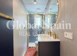 Wederverkoop - APPARTEMENT -
TORREVIEJA - Torrevieja