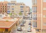 Revente - APPARTEMENT -
TORREVIEJA - Playa del Cura