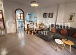 Venta - APARTAMENTO -
TORREVIEJA - Los Frutales