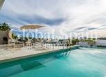 Venta - VILLA -
LAS COLINAS GOLF RESORT