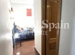Wederverkoop - APPARTEMENT -
TORREVIEJA - Las Piscinas Naturales