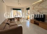 Wiederverkauf - WOHNUNG -
ORIHUELA COSTA - VILLAMARTÍN