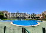 Wiederverkauf - WOHNUNG -
TORREVIEJA - Torreblanca
