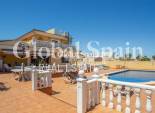 Venta - Villa -
TORREVIEJA - LOS BALCONES - LOS ALTOS