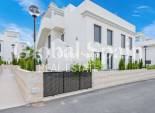 Resale - APARTMENT -
CIUDAD QUESADA