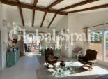 Wiederverkauf - VILLA -
VILLAMARTÍN - Costa Blanca