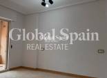 Wederverkoop - APPARTEMENT -
TORREVIEJA - Costa Blanca