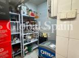 Odsprzedaż - NIERUCHOMOŚĆ KOMERCYJNA -
TORREVIEJA - Playa del Cura
