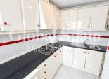 Wederverkoop - APPARTEMENT -
TORREVIEJA - Estacion de autobuses