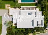 Neubau - VILLA -
CASARES - Pedregales
