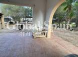 Resale - HOUSE -
JACARILLA - Inland