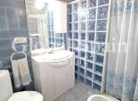 Wederverkoop - APPARTEMENT -
TORREVIEJA - Torrevieja