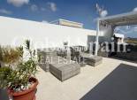 Odsprzedaż - WILLA  -
TORRE PACHECO - 